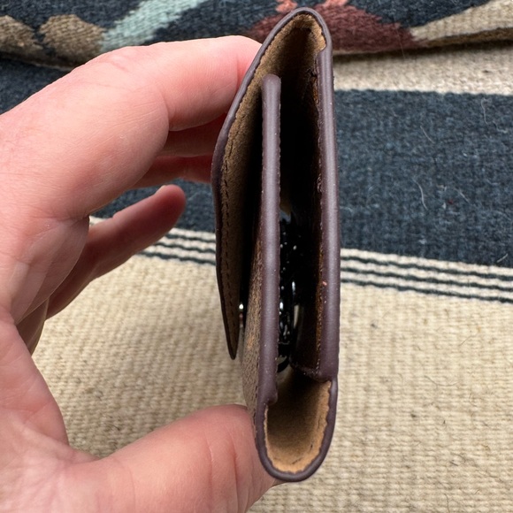 New Brown Unisex PU Leather Key Holder Wallet Case 6 + 1 Key Ring Snap Close - Picture 6 of 8